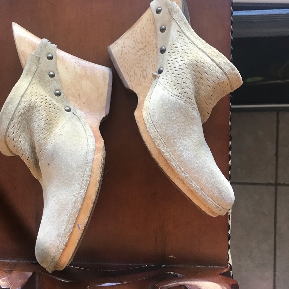 Kors by Michael Kors Suede mules SOLD
